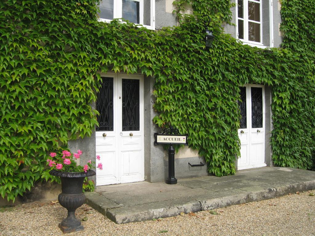 Chateau Du Golf De La Freslonniere Le Rheu Exterior photo